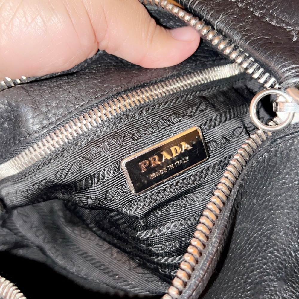 PRADA Authentic Black Leather Shoulder Bag - Picture 16 of 16
